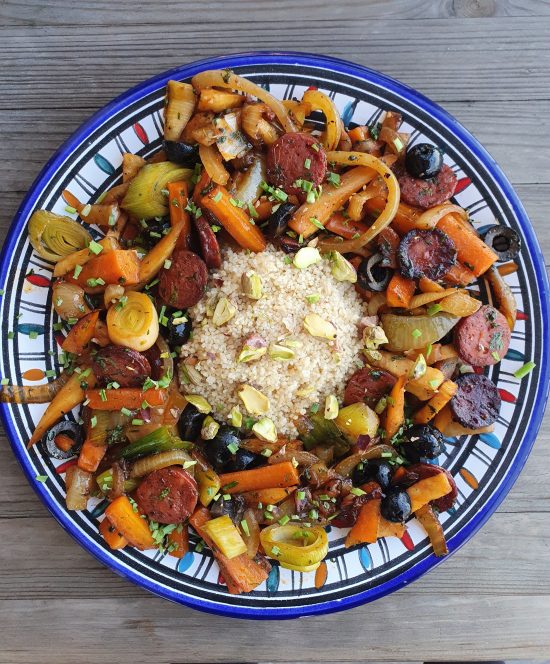 Warzywa korzenne z chorizo i z kuskusem